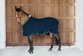 Kentucky Abschwitzdecke Fleece Rug vegan wool navy